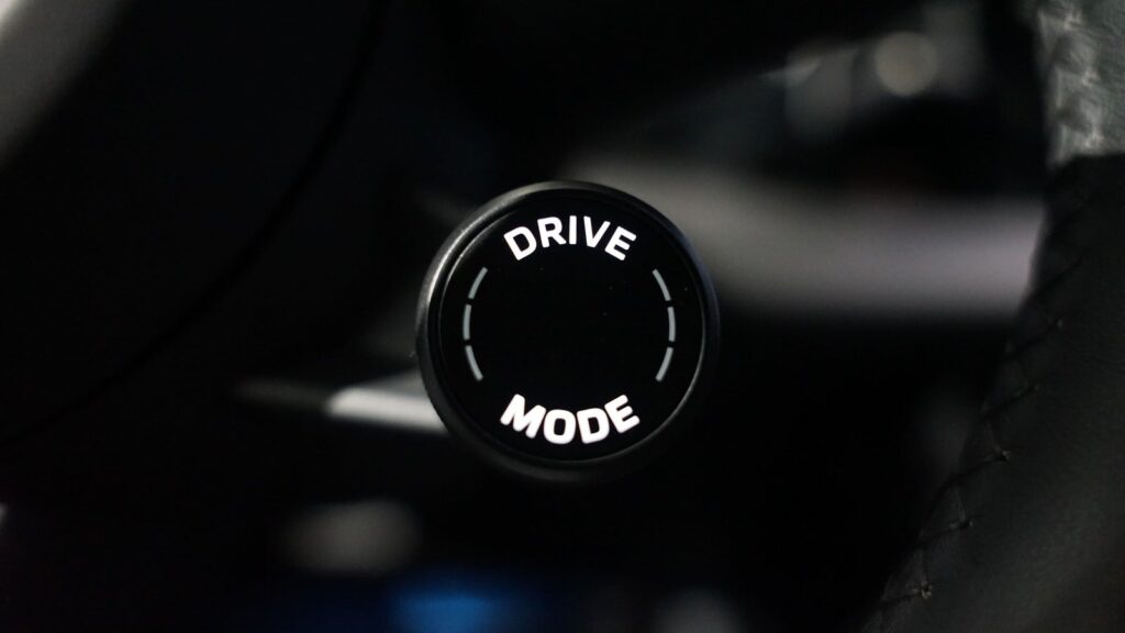 ff7453e1-c8b7-4e9d-a26c-fef2f2644f27.jpeg